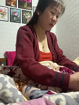 tabby-cat11 online show from 02/11/26, 10:04