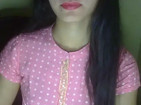 Snapshot of Shezi_N chatting on 02/01/26, 02:48 Shezi N online show from 02/01/26, 02:48