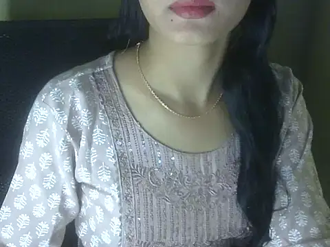 Snapshot of Shezi_N chatting on 02/12/26, 02:01 Shezi N online show from 02/12/26, 02:01