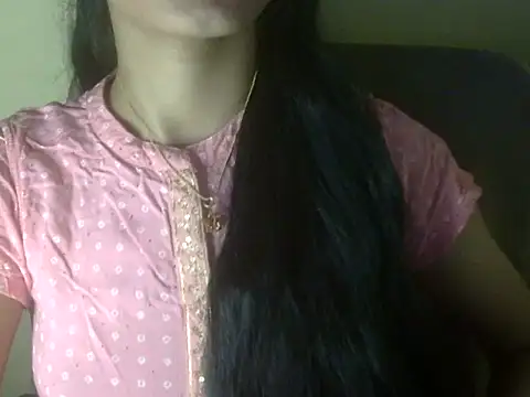 Snapshot of Shezi_N chatting on 06/16/26, 01:47 Shezi N online show from 06/16/26, 01:47