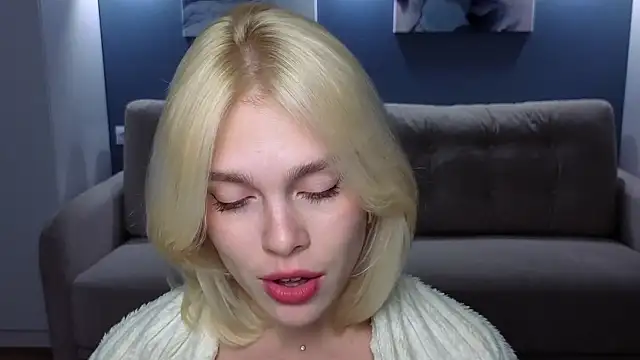 Maya Morrow online show from 10/24/25, 02:24