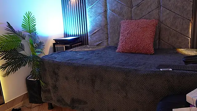 Rynka  online show from 03/26/26, 04:07