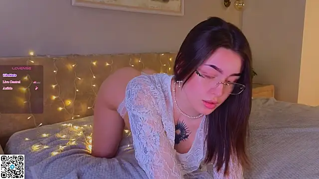 TinyMollys online show from 03/20/26, 03:06