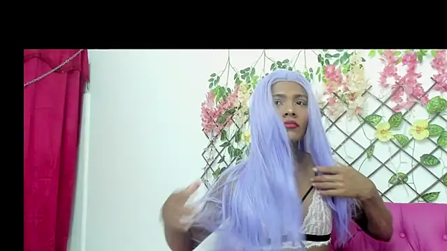 stefany bitch online show from 10/22/25, 01:33