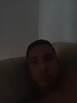 Snapshot of rockTokio69 chatting on 10/29/25, 07:04 rockTokio69 online show from 10/29/25, 07:04