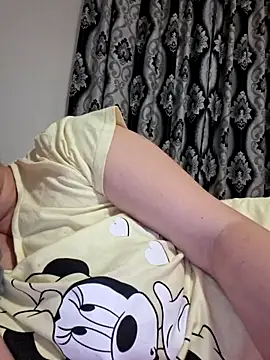 Ariana381 online show from 11/29/25, 10:02