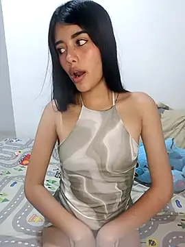 Isa Dolly online show from 11/10/25, 10:53