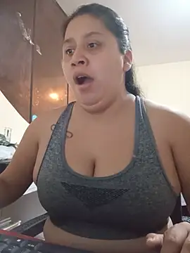 Snapshot of laurita_goloza39 chatting on 07/24/26, 08:45 laurita goloza39 online show from 07/24/26, 08:45