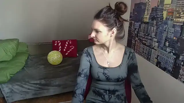 kinkysarahx online show from 01/18/26, 12:20