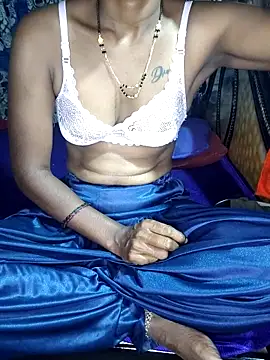 Snapshot of sarika-telugu chatting on 05/01/26, 04:11 sarika-telugu online show from 05/01/26, 04:11