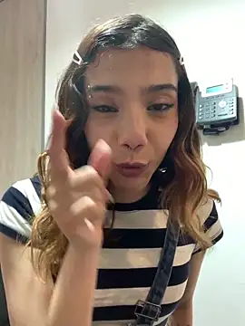 MiaaCute- online show from 04/15/26, 09:59