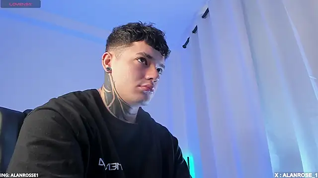 AlanRose01 online show from 11/26/25, 02:29