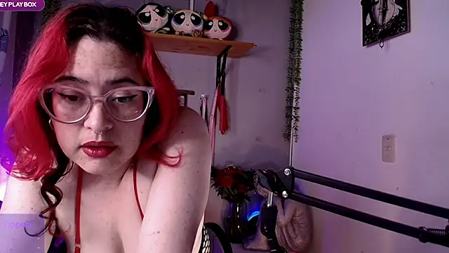 Snapshot of Violetafetish-dirty chatting on 07/30/26, 03:16 Violetafetish-dirty online show from 07/30/26, 03:16