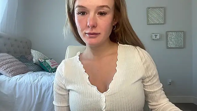 Amberjayxox0 online show from 10/29/25, 06:20