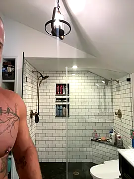 1totangox online show from 10/31/25, 10:33