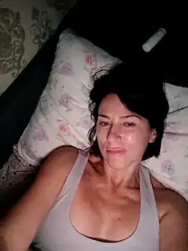 Luna 7777 online show from 10/27/25, 09:52