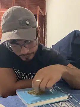 Twistermc11 online show from 10/26/25, 05:13