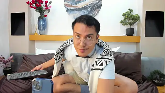 JohnBelRose online show from 11/29/25, 08:01