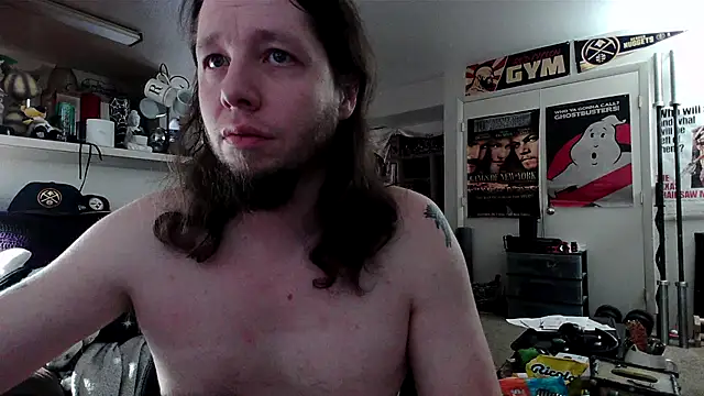 Snapshot of biggerisbetter12 chatting on 10/31/25, 07:48 biggerisbetter12 online show from 10/31/25, 07:48