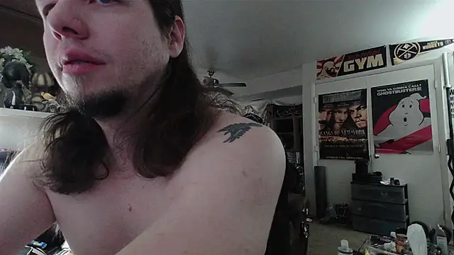 Snapshot of biggerisbetter12 chatting on 02/01/26, 05:33 biggerisbetter12 online show from 02/01/26, 05:33