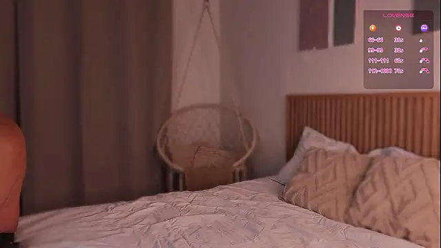 Little Emma 11 online show from 02/16/26, 12:34