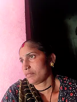 Pooja shre online show from 02/21/26, 06:03