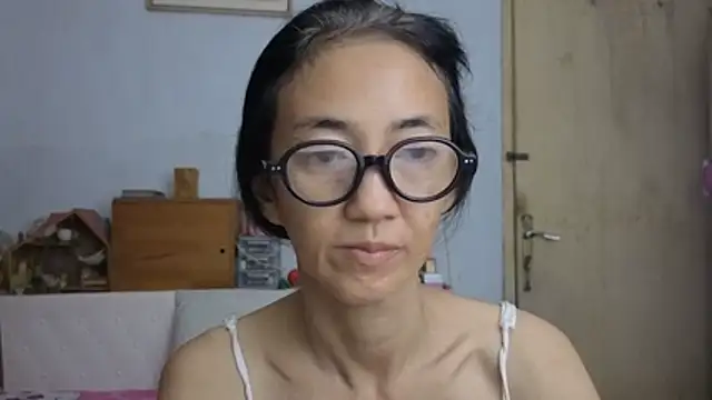 Snapshot of princessD077 chatting on 05/01/26, 05:06 princessD077 online show from 05/01/26, 05:06