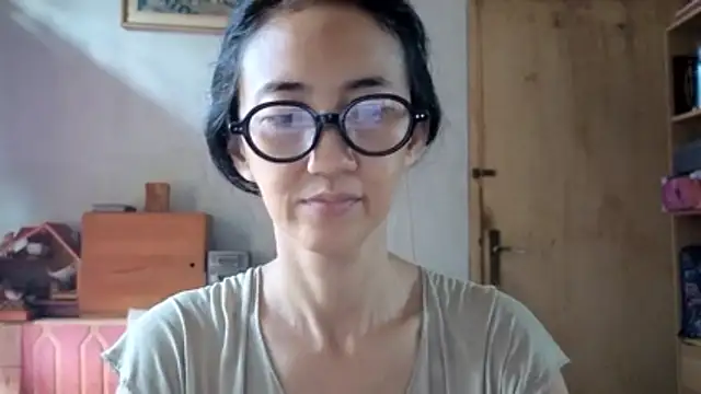 Snapshot of princessD077 chatting on 05/02/26, 11:32 princessD077 online show from 05/02/26, 11:32