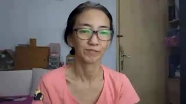 Snapshot of princessD077 chatting on 06/03/26, 04:45 princessD077 online show from 06/03/26, 04:45
