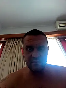 Snapshot of PeteR1987- chatting on 07/24/26, 05:49 PeteR1987- online show from 07/24/26, 05:49