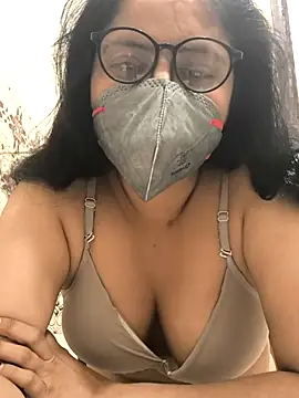 Lovely Tannu online show from 11/18/25, 12:42