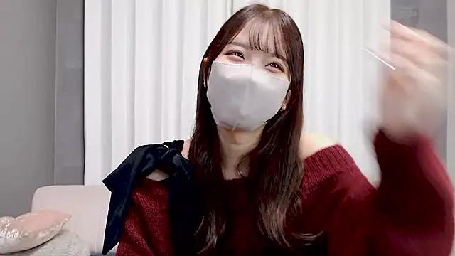 LOVE MIREI LOVE online show from 11/20/25, 11:32