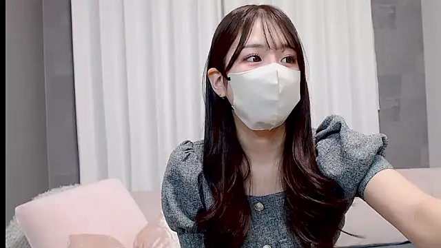 LOVE MIREI LOVE online show from 05/10/26, 11:04