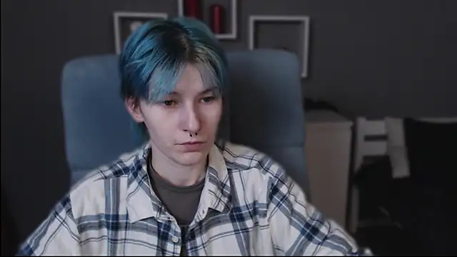 guitarandangell online show from 10/24/25, 03:25