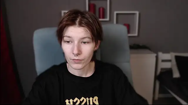 guitarandangell online show from 11/16/25, 04:51