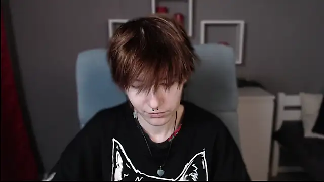 guitarandangell online show from 11/21/25, 05:06