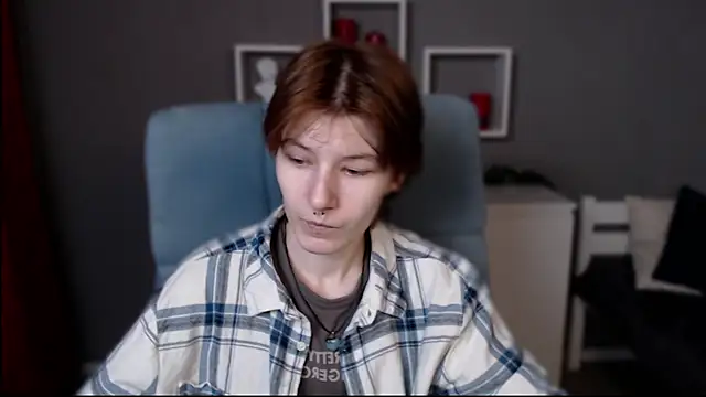 guitarandangell online show from 11/26/25, 11:00