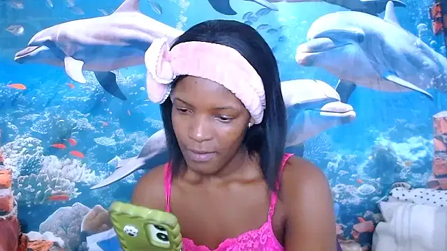 Snapshot of AfricanBarbiee69 chatting on 03/08/26, 10:30 AfricanBarbiee69 online show from 03/08/26, 10:30