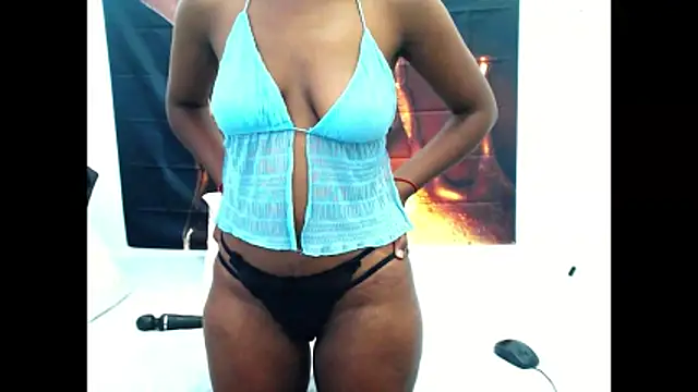 Snapshot of AfricanBarbiee69 chatting on 05/10/26, 11:15 AfricanBarbiee69 online show from 05/10/26, 11:15