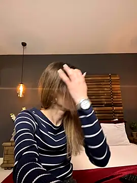 LolaVixxxen online show from 12/21/25, 06:48