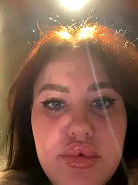 KiraSunshine online show from 10/26/25, 03:34