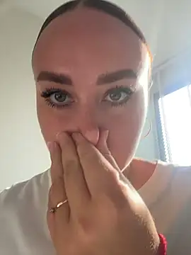 KiraSunshine online show from 03/16/26, 01:00