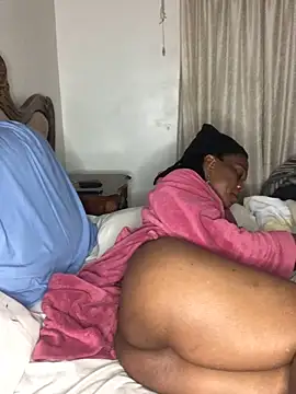 Hotcougar online show from 11/30/25, 12:58