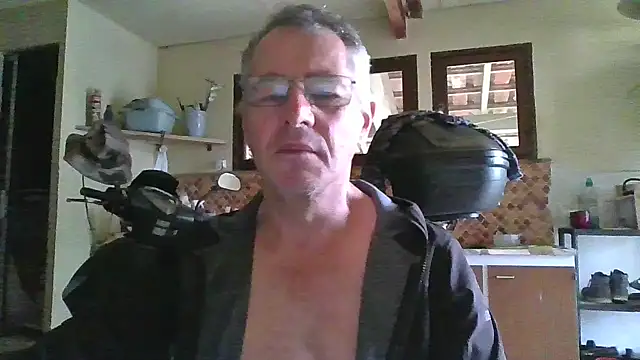 Snapshot of Sexyfab65 chatting on 05/31/26, 06:31 Sexyfab65 online show from 05/31/26, 06:31