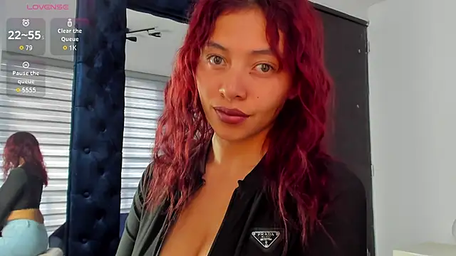 melanie roux   online show from 01/18/26, 12:42