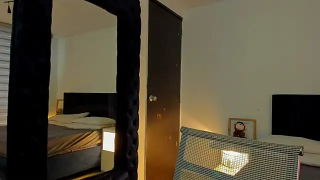 melanie roux   online show from 04/15/26, 12:23