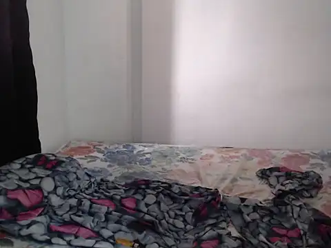  camila trans  online show from 11/24/25, 12:16