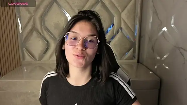 jenna tx online show from 10/22/25, 03:07