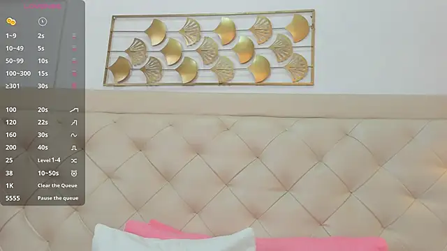 Snapshot of lucia_lorenz chatting on 02/09/26, 11:25 lucia lorenz online show from 02/09/26, 11:25