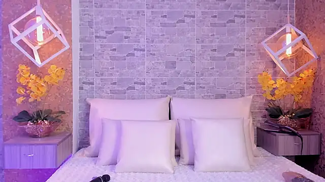 Catalina-Thompson online show from 11/19/25, 12:05